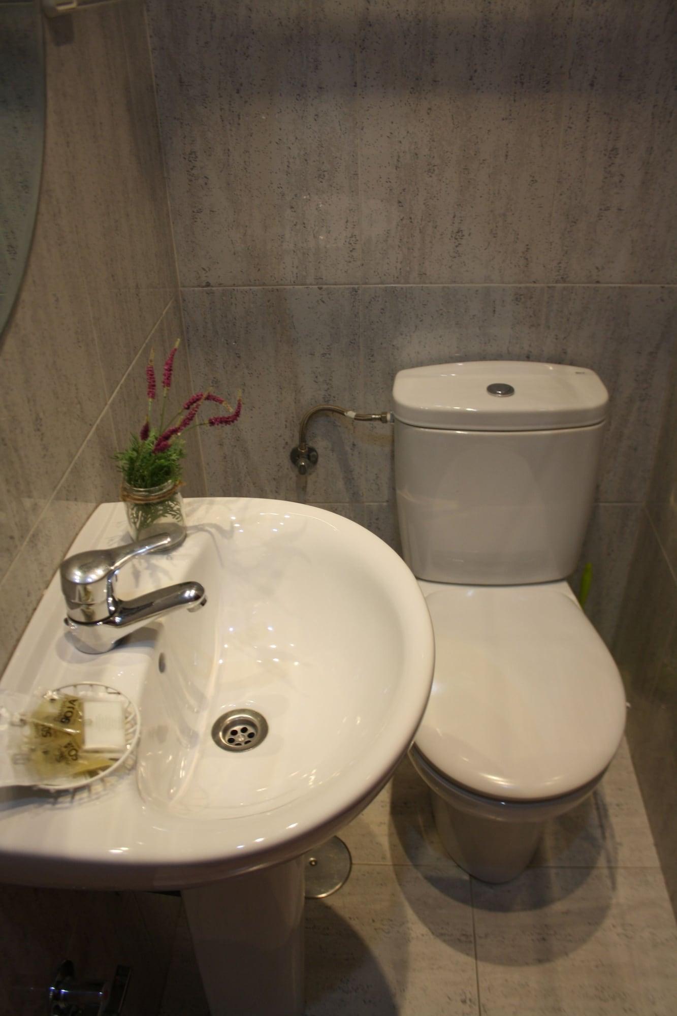 Hostal Rofer มาดริด ภายนอก รูปภาพ