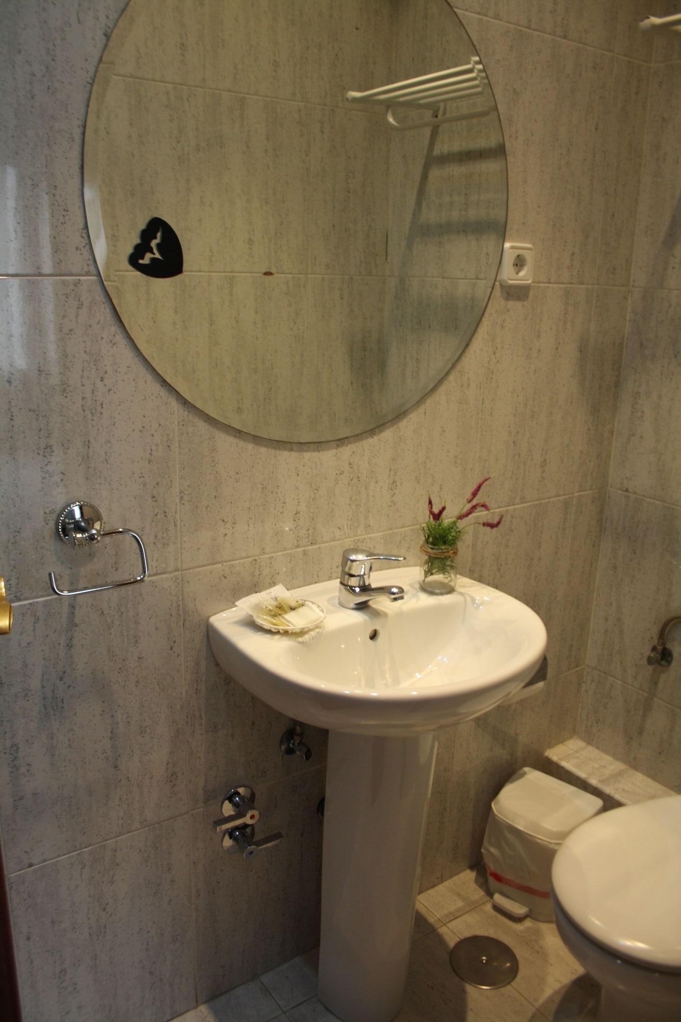 Hostal Rofer มาดริด ภายนอก รูปภาพ