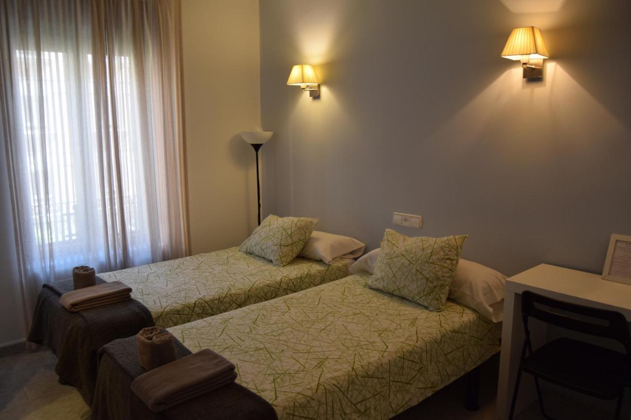 Hostal Rofer มาดริด ภายนอก รูปภาพ